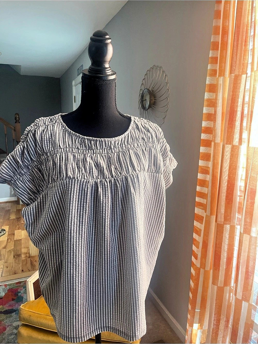 Ann Taylor Factory Striped Short Sleeve Blouse Gray & White Large